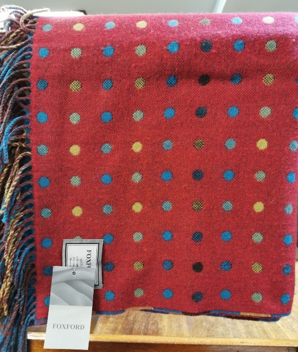  Foxford Throw Red Spotted
