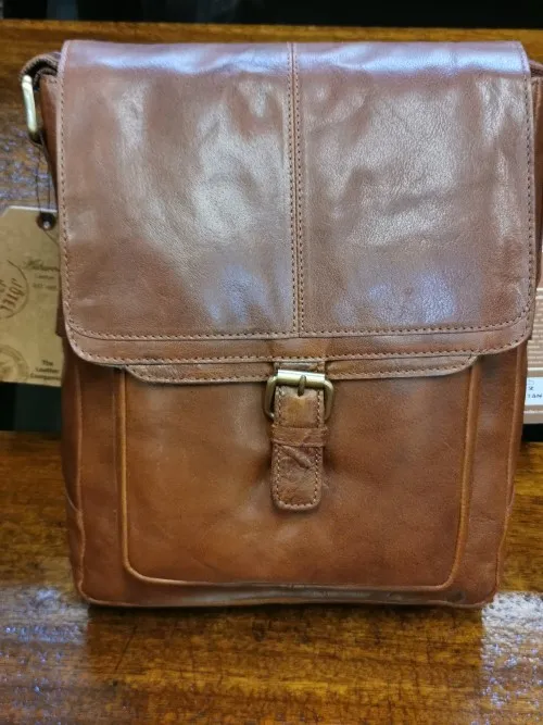 Ashwood Leather G32 Travel Bag